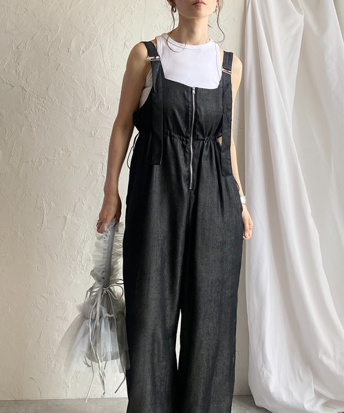 She's Closet(シーズクローゼット)の「フロントジップハイウエストドローストリング付きミリタリーワイドパンツオールインワンサロペット(サロペット/オーバーオール・レディース・インディゴブルー/ブラック・FREE)」の1枚目の写真
