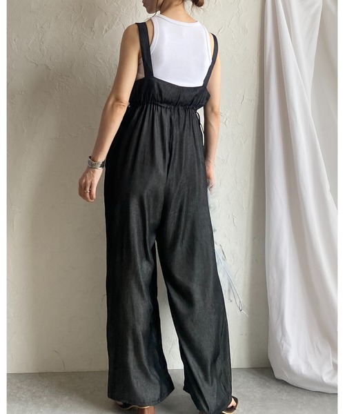 She's Closet(シーズクローゼット)の「フロントジップハイウエストドローストリング付きミリタリーワイドパンツオールインワンサロペット(サロペット/オーバーオール・レディース・インディゴブルー/ブラック・FREE)」の11枚目の写真