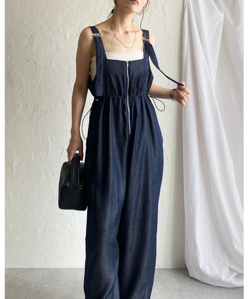She's Closet(シーズクローゼット)の「フロントジップハイウエストドローストリング付きミリタリーワイドパンツオールインワンサロペット(サロペット/オーバーオール・レディース・インディゴブルー/ブラック・FREE)」の8枚目の写真