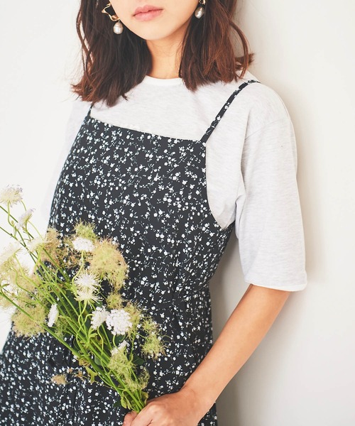 mil（ミル）の「【150㎝前後の小柄さんサイズ】オリジナル小花柄キャミワンピース（ワンピース・レディース・ブラック/ベージュ・XS/XXS/S）」の10枚目の写真