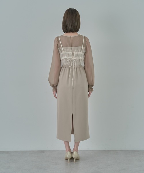 earth music&ecology（アースミュージックアンドエコロジー）の「SET2点チュールキャミ付きドッキングワンピース（ワンピース・レディース・ブラック/ベージュ・M/S）」の3枚目の写真