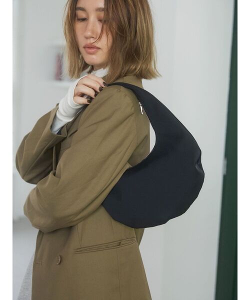 Ungrid（アングリッド）の「ラウンドデザインハンドバッグ（ハンドバッグ・レディース・ブルー/ブラック/ピンク・FREE）」の2枚目の写真