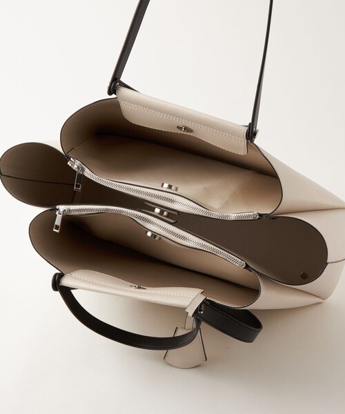 green label relaxing（グリーンレーベルリラクシング）の「ダブルハンドル トートバッグ / A4 / 通勤（トートバッグ・レディース・ベージュ/ライトグレー/ブラック/オフホワイト・FREE）」の19枚目の写真