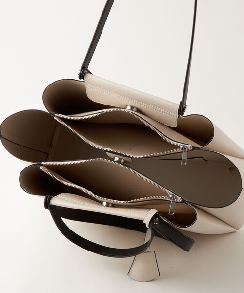 green label relaxing（グリーンレーベルリラクシング）の「ダブルハンドル トートバッグ / A4 / 通勤（トートバッグ・レディース・ベージュ/ライトグレー/ブラック/オフホワイト・FREE）」の18枚目の写真