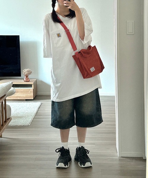 Cham.(チャム)の「デニムワイドハーフパンツ(デニムパンツ・レディース・ブルー・M/S/L)」の4枚目の写真