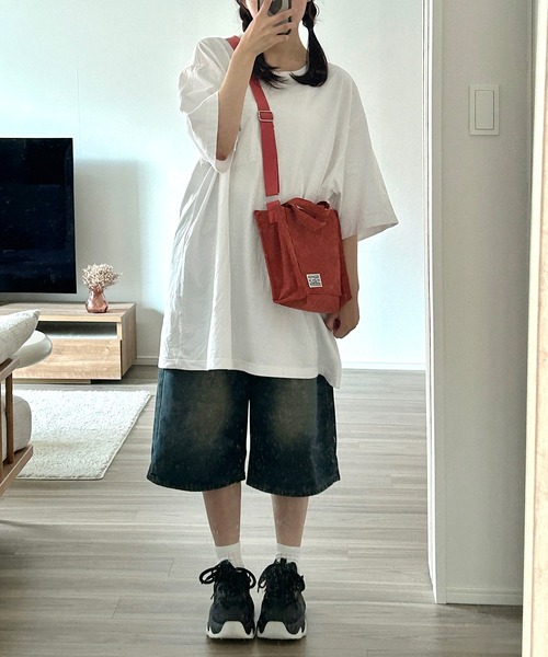 Cham.(チャム)の「デニムワイドハーフパンツ(デニムパンツ・レディース・ブルー・M/S/L)」の5枚目の写真