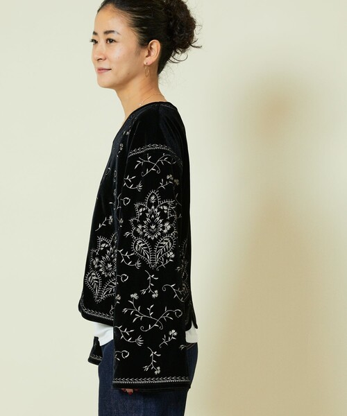 ウィアード　ブルゾン　ブラック　刺繍　ベロア　XL Freada（フリーダ）の「Freada/フリーダ ベロア刺繍 Vネック プル