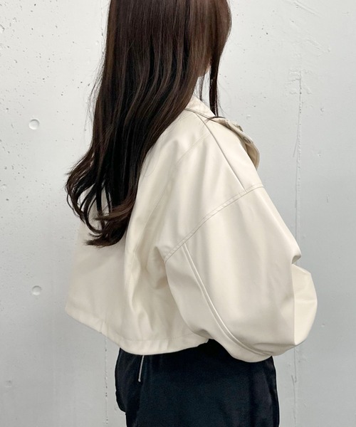 archives（アルシーヴ）の「フェイクレザードロストショートブルゾン／（ブルゾン・レディース・ブラック/ブルー/アイボリー・MEDIUM）」の11枚目の写真