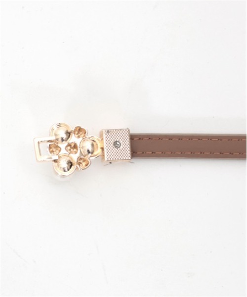 axes femme（アクシーズファム）の「ビジューバックル調整細ベルト（ベルト・レディース・ベージュ/ブラック・FREE）」の9枚目の写真