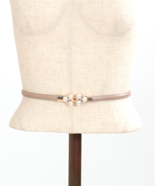 axes femme（アクシーズファム）の「ビジューバックル調整細ベルト（ベルト・レディース・ベージュ/ブラック・FREE）」の13枚目の写真