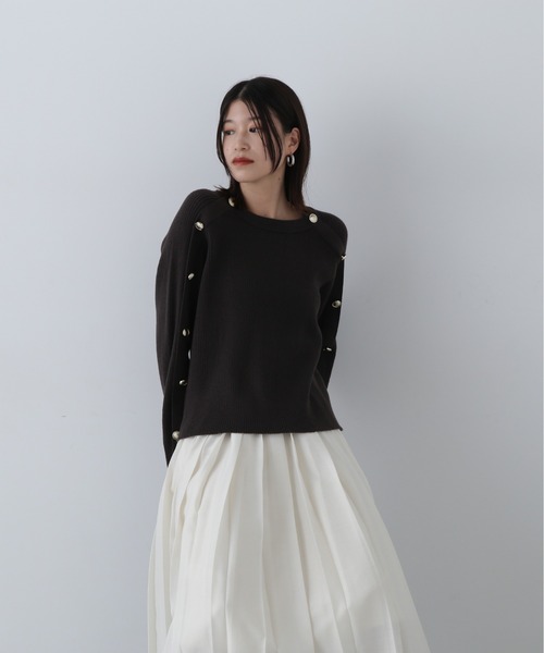 N.（N. Natural Beauty Basic）（エヌエヌナチュラルビューティーベーシック）の「◆ラグランボタンニット（ニット/セーター・レディース・レッド/オフホワイト/チャコールグレー・MEDIUM）」の19枚目の写真