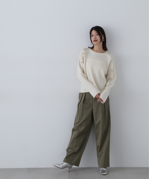 N.（N. Natural Beauty Basic）（エヌエヌナチュラルビューティーベーシック）の「◆ラグランボタンニット（ニット/セーター・レディース・レッド/オフホワイト/チャコールグレー・MEDIUM）」の4枚目の写真