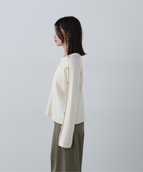 N.（N. Natural Beauty Basic）（エヌエヌナチュラルビューティーベーシック）の「◆ラグランボタンニット（ニット/セーター・レディース・レッド/オフホワイト/チャコールグレー・MEDIUM）」の10枚目の写真