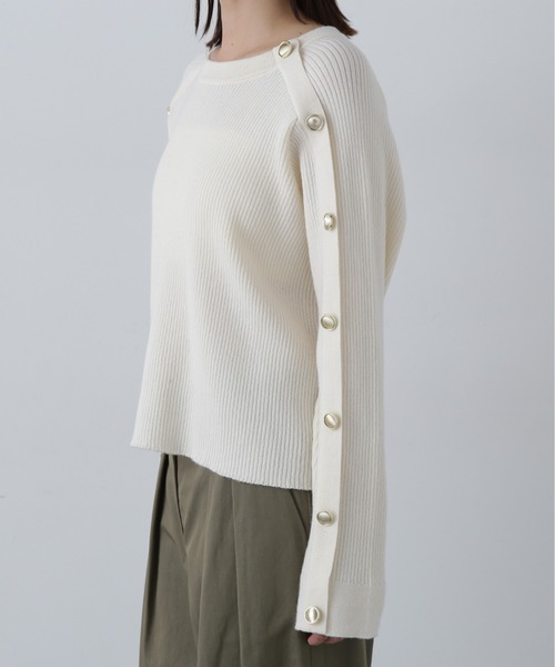 N.（N. Natural Beauty Basic）（エヌエヌナチュラルビューティーベーシック）の「◆ラグランボタンニット（ニット/セーター・レディース・レッド/オフホワイト/チャコールグレー・MEDIUM）」の13枚目の写真