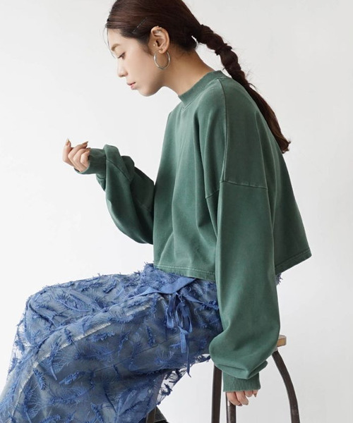 zootie（ズーティー）の「ヴィンテージライク スウェット［クロップドプルオーバー］（スウェット・レディース・ダークグリーン/チャコール/ネイビー/グレイッシュベージュ/ベビーピンク/ワインレッド/ホワイト/サンドグレー/チェリーレッド・M）」の22枚目の写真