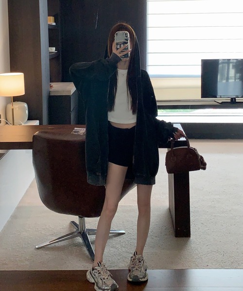 DEVICE（デバイス）の「ピグメント ヴィンテージライク 韓国 古着風 ダブルジップ スウェット トレーナー パーカー（パーカー・レディース・ブラック・FREE）」の20枚目の写真