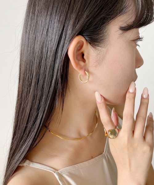 セール】ミニねじれ3連フープピアス (両耳用)（ピアス（両耳用