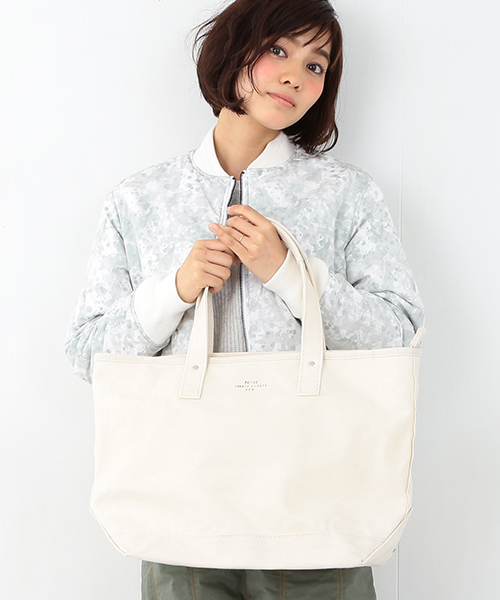 Ray BEAMS(レイビームス)の「20/80 / キャンバストートバッグ(トートバッグ・レディース・ホワイト/ネイビー・ONE SIZE)」の1枚目の写真
