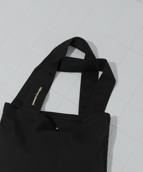 SMELLY(スメリー)の「ロゴシンプルワイドトート(トートバッグ・レディース・アイボリー/ブラック/ネイビー・-)」の21枚目の写真