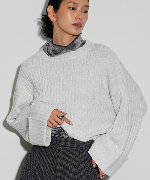 GALLEST（ギャレスト）の「◆スパンコール混クルーネックニット（ニット/セーター・レディース・ホワイト系/チャコールグレー/ベージュ/ブルーグリーン/パープル・38）」の2枚目の写真