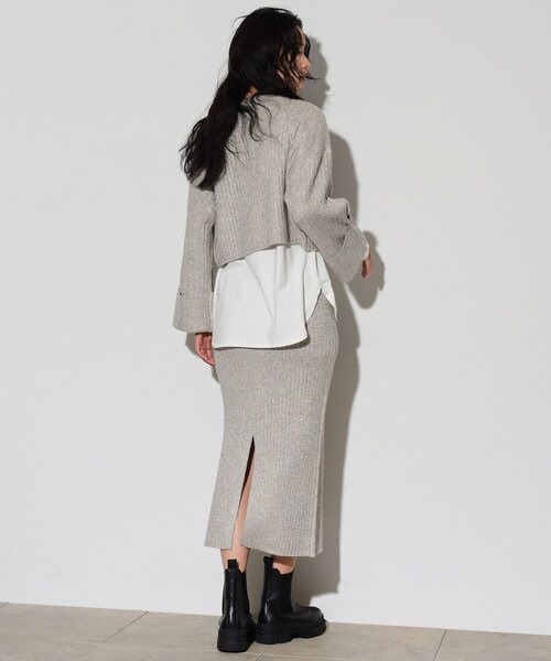 GALLEST（ギャレスト）の「◆スパンコール混クルーネックニット（ニット/セーター・レディース・ホワイト系/チャコールグレー/ベージュ/ブルーグリーン/パープル・38）」の21枚目の写真