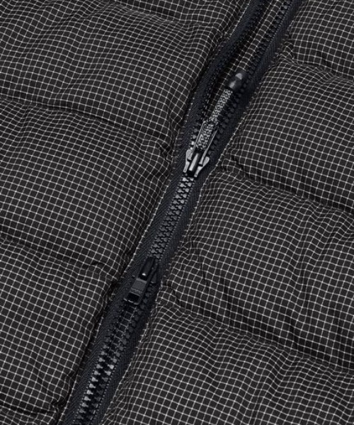 THE NORTH FACE(ザノースフェイス)の「THE NORTH FACE (ザ・ノース・フェイス)Enride convertible down jacket エンライドコンバーチブルダウンジャケット(ユニセックス)(ダウンジャケット/コート・メンズ・ブラック/オレンジ/タン・L/M/XL)」の11枚目の写真