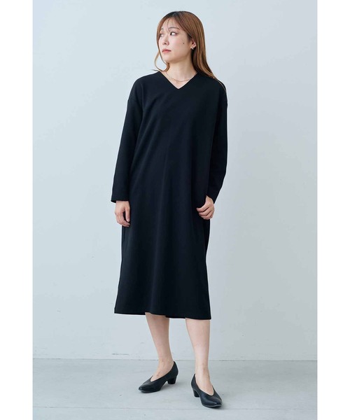 ＩＥＤＩＴ 帯電防止加工がうれしい いつもキレイな黒が続く純黒素材の大人シックな裏微起毛ワンピース〈ブラック〉（ワンピース）｜IEDIT（イディット）