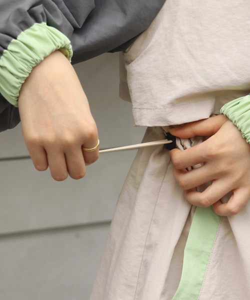 KRIFF MAYER Lady's Collection(クリフメイヤーレディースコレクション)の「ゆったりマウンテンパーカー(マウンテンパーカー・レディース・ピンク/ダークグレー/ナチュラル/カラフル/ライトグリーン・LARGE/MEDIUM)」の21枚目の写真