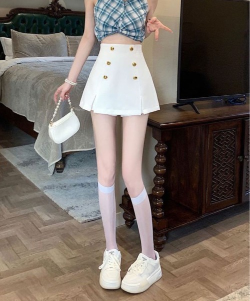 kirakiraShop(キラキラショップ)の「金ボタン ハイウエスト ミニスカート パンツ(スカート・レディース・ホワイト/ブラック・M/L)」の12枚目の写真