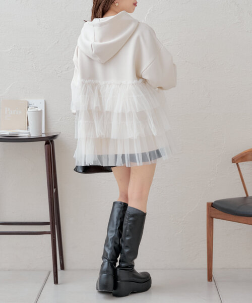 Chico（チコ）の「ボリュームチュールフードルーズスウェット（パーカー・レディース・ブラック/ホワイト/グレー・FREE）」の10枚目の写真