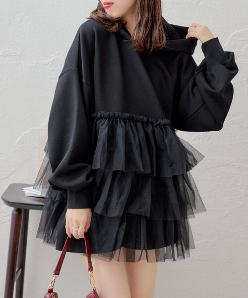 Chico（チコ）の「ボリュームチュールフードルーズスウェット（パーカー・レディース・ブラック/ホワイト/グレー・FREE）」の19枚目の写真