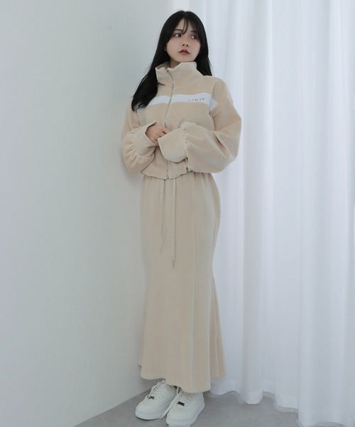 M DOLLY（エムドリー）の「*M DOLLY original* velour mermaid skit/ベロアマーメイドスカート（スカート・レディース・ブラック/ベージュ・S/FREE）」の6枚目の写真