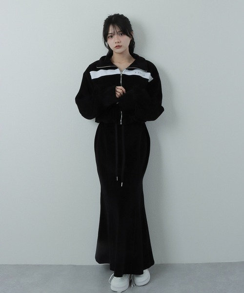 M DOLLY（エムドリー）の「*M DOLLY original* velour mermaid skit/ベロアマーメイドスカート（スカート・レディース・ブラック/ベージュ・S/FREE）」の15枚目の写真