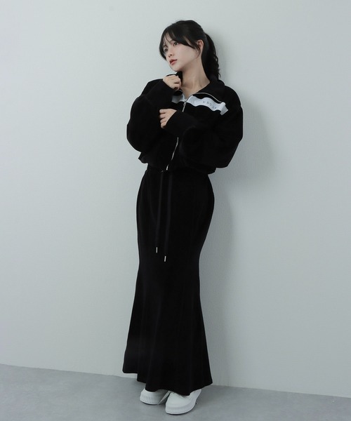 M DOLLY（エムドリー）の「*M DOLLY original* velour mermaid skit/ベロアマーメイドスカート（スカート・レディース・ブラック/ベージュ・S/FREE）」の16枚目の写真