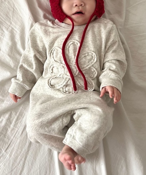 CIAOPANIC TYPY（チャオパニックティピー）の「【25SS新作】【KIDS】ピグメント加工フラワーロープロンパース（ロンパース・キッズ・チャコールグレー/オフホワイト・80）」の2枚目の写真