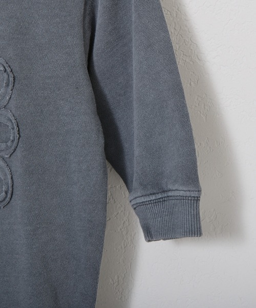 CIAOPANIC TYPY（チャオパニックティピー）の「【25SS新作】【KIDS】ピグメント加工フラワーロープロンパース（ロンパース・キッズ・チャコールグレー/オフホワイト・80）」の8枚目の写真