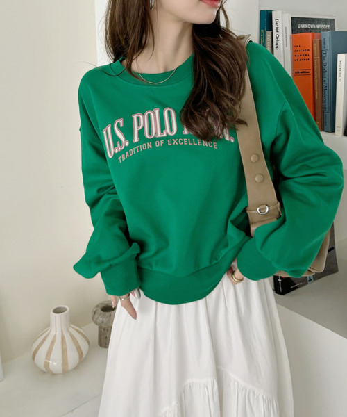U.S. POLO ASSN.（ユーエスポロアッスン）の「U.S. POLO ASSN. ダンボール素材 カレッジロゴ風 プリント トレーナー（スウェット・レディース・スミクロ/アイボリー/グリーン・S/L/M）」の13枚目の写真