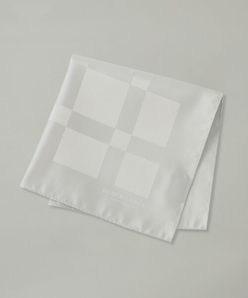 BLACK LABEL CRESTBRIDGE(ブラックレーベル・クレストブリッジ)の「ジャカードクレストブリッジチェックチーフ(ネクタイ・メンズ・ホワイト系その他・FREE)」の1枚目の写真