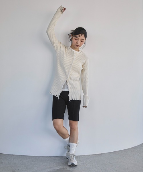 feepur（フェピュール）の「【ハンドウォッシャブル】ダメージリブカーディガン（カーディガン/ボレロ・レディース・ベージュ/杢グレー/ブラック/オフホワイト・MEDIUM）」の12枚目の写真