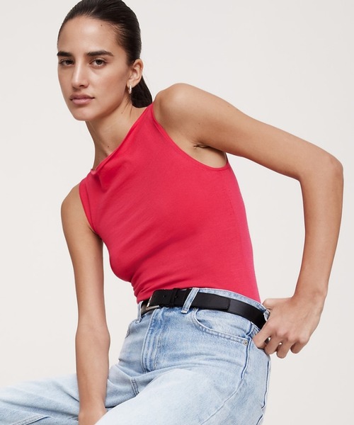 Banana Republic(バナナリパブリック)の「ライトウェイト メリノ ボートネック タンクトップ(タンクトップ・レディース・ブルー/コーラル/ネイビー・S/M/L/XS)」の1枚目の写真