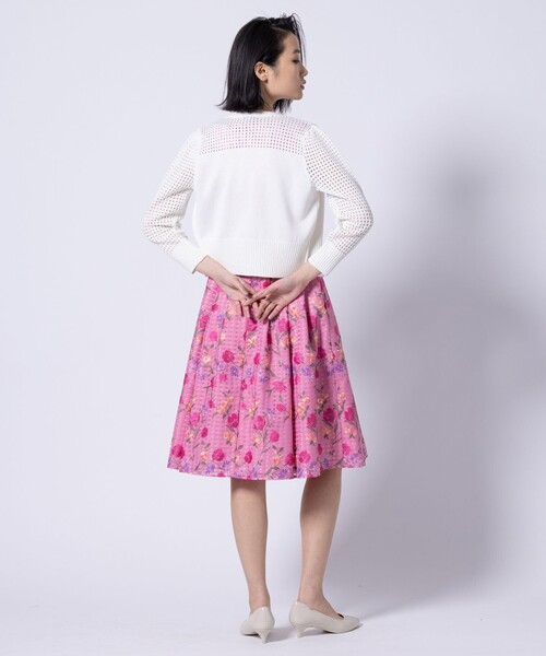 TOCCA(トッカ)の「SPIDERWEB KNIT ニットブルゾン(カーディガン/ボレロ・レディース・アイボリー系/ネイビー系・SMALL/MEDIUM)」の12枚目の写真