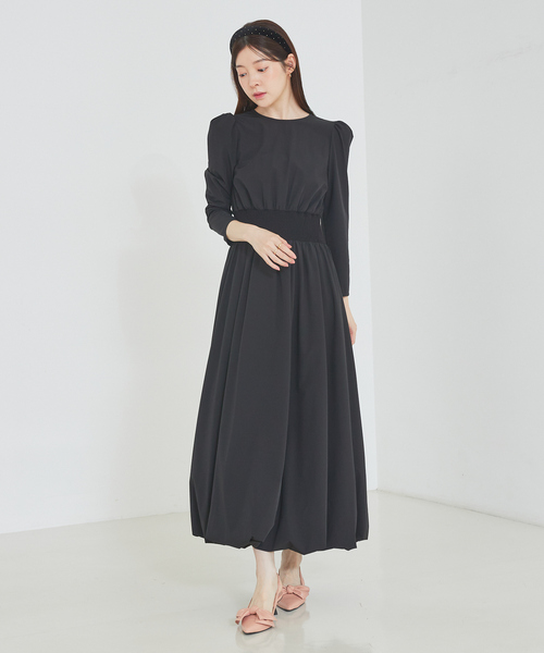 SELFIST(セルフィスト)の「背中空きウエストリブバルーンワンピース 秋服 オケージョン ディナー(ワンピース・レディース・ブラック/ベージュ・フリー)」の4枚目の写真