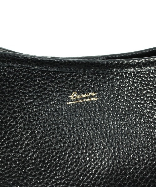 Beau're(ヴュレ)の「【BEAURE/ビュレ】カウレザー バケツ型 ワンマイル BAG(ショルダーバッグ・レディース・アイボリー/ブラウン/シルバー/レッド/ブラック・FREE)」の14枚目の写真