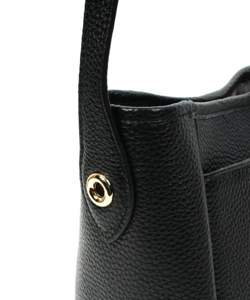Beau're(ヴュレ)の「【BEAURE/ビュレ】カウレザー バケツ型 ワンマイル BAG(ショルダーバッグ・レディース・アイボリー/ブラウン/シルバー/レッド/ブラック・FREE)」の16枚目の写真