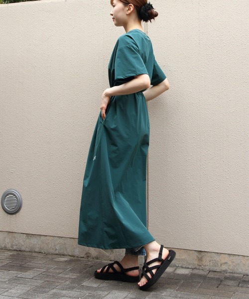 WILD THINGS(ワイルドシングス)の「WILD THINGS/ワイルドシングス ラックスワンピース LAX ONEPIECE(ワンピース・レディース・グリーン/ブルー/ブラック・M)」の17枚目の写真