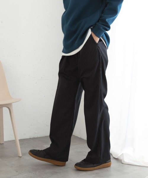 SENSE OF PLACE by URBAN RESEARCH(センスオブプレイスバイアーバンリサーチ)の「ピンストライプタックワイドスラックス(その他パンツ・メンズ・ネイビー/ブラック・LARGE/MEDIUM)」の9枚目の写真