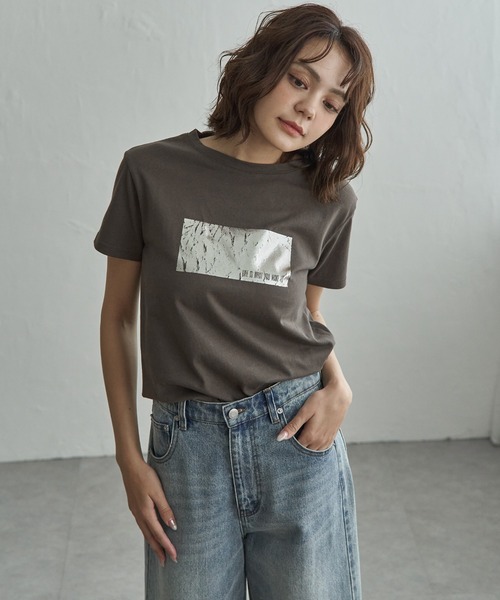 notch.(ノッチ)の「箔プリントアソートTシャツ(Tシャツ/カットソー・レディース・オフホワイト/シルバー/ホワイト/チャコール/ダークグレー/その他2・M)」の10枚目の写真