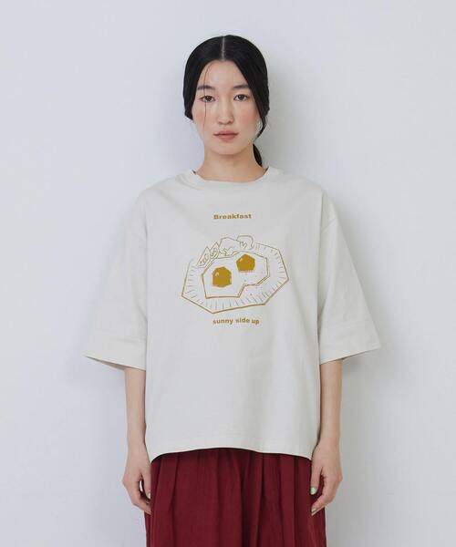 conges payes ADIEU TRISTESSE(コンジェ ペイエ アデュートリステス)の「ミールプリントTシャツ(Tシャツ/カットソー・レディース・グレイッシュベージュ/ブルーグレー/イエロー・FREE)」の7枚目の写真