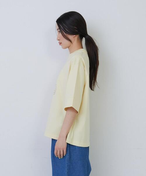 conges payes ADIEU TRISTESSE(コンジェ ペイエ アデュートリステス)の「ミールプリントTシャツ(Tシャツ/カットソー・レディース・グレイッシュベージュ/ブルーグレー/イエロー・FREE)」の20枚目の写真