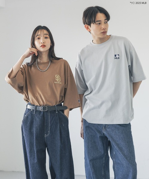 LOWRYS FARM（ローリーズファーム）の「ＭＬＢシシュウロゴＴＳＳ　 324945（Tシャツ/カットソー・メンズ・ホワイト/ブラウン/グレー/ブラック/チャコールグレー/エンジ・MEDIUM/LARGE）」の9枚目の写真